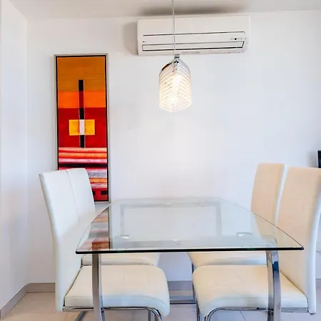 Skylights Apartamento Alicante